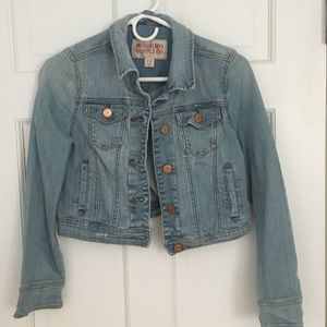 TARGET/MOSSIMO cropped light denim jacket